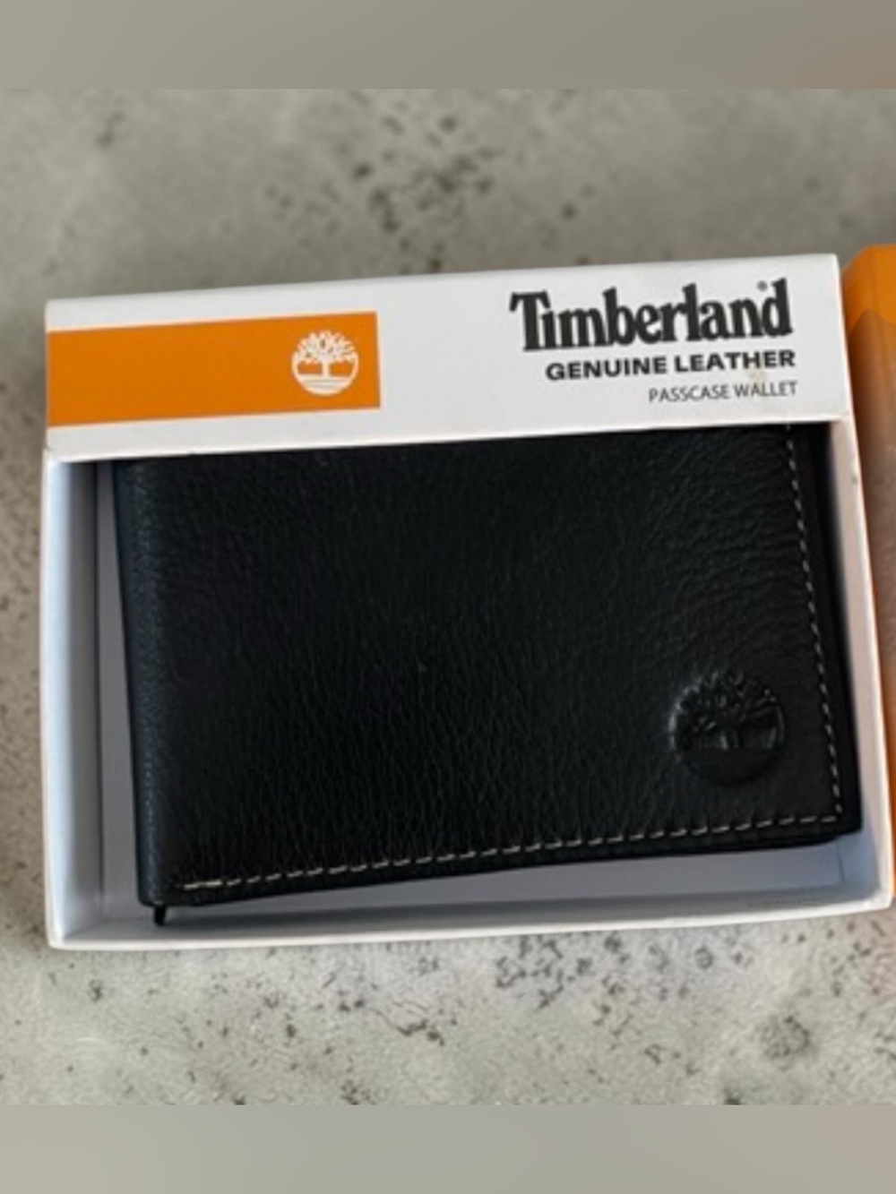TIMBERLAND MENS BLACK LEATHER BIFOLD PASSCASE WALLET NEW IN BOX MENS GIFT NWT